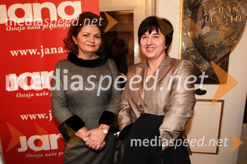 Milena Eber, Krznarstvo Eber in Ljudmila Novak, poslanka Evropskega parlamentaSlovenka leta 2010 je Petra Majdič - druženje pred dvorano SNG Drama Ljubljana