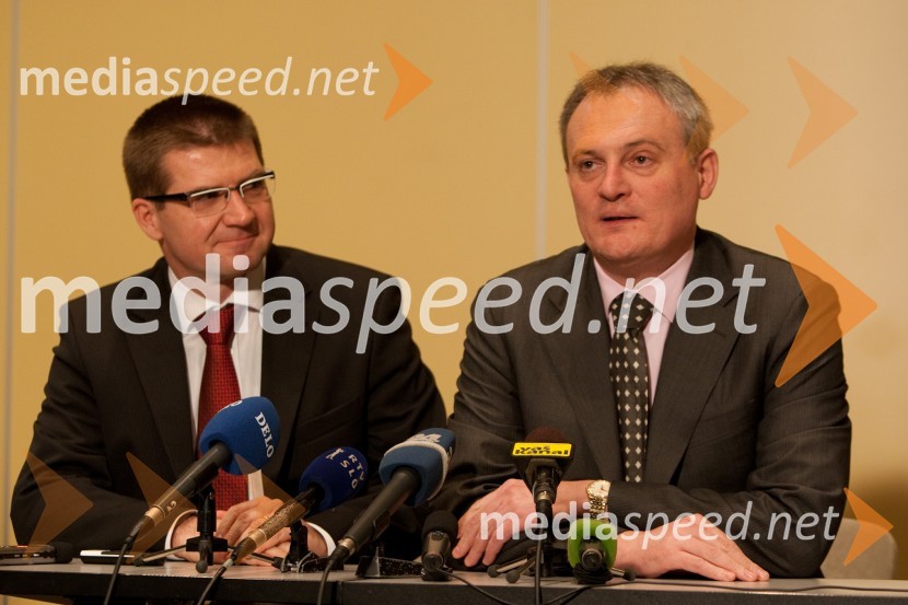 Dejan Turk, predsednik uprave Simobil d.d. in Aleksander SvetelšekJanuarsko srečanje Združenja Manager in podelitev priznanja za življenjsko delo