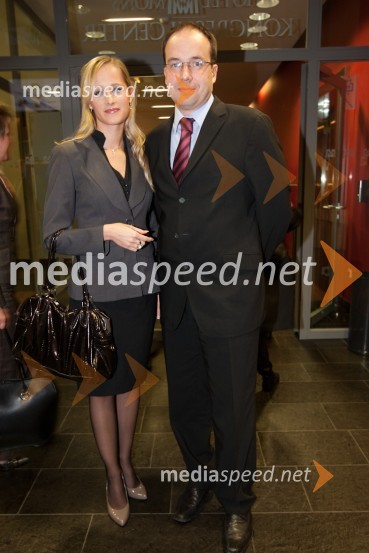 	Daniela Bervar, vodja Cotrugli Business School Slovenija in Leo Oblak, predsednik uprave Infonet media d.d..Januarsko srečanje Združenja Manager in podelitev priznanja za življenjsko delo