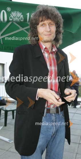 Adi Smolar, pevecVečerov piknik