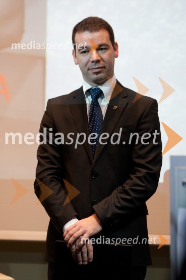 Shar Kurtishi diplomant IEDC BledJanuarsko srečanje Združenja Manager in podelitev priznanja za življenjsko delo