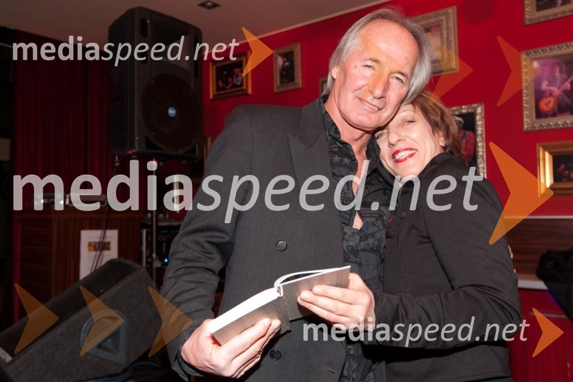 Janez Bončina Benč, glasbenik in Viktorija Potočnik, nekdanja ljubljanska županjaStrelci in Kozorogi, tradicionalna zabava