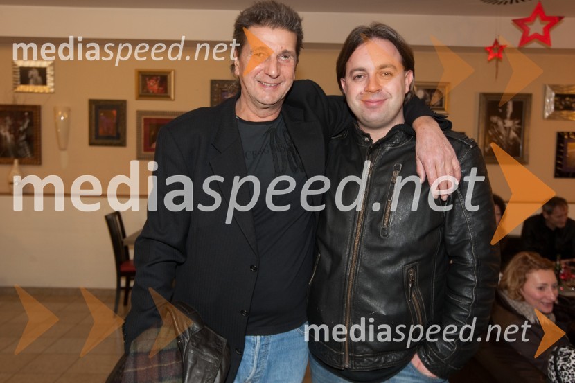 Danilo Kocijančič, glasbenik in Matjaž Sterže, glasbenikStrelci in Kozorogi, tradicionalna zabava