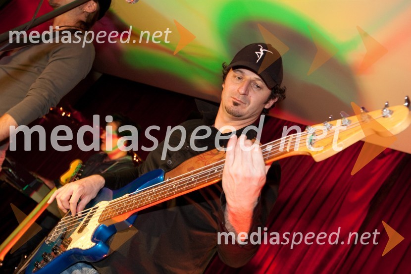 Patrick Vlačič, minister za promet, član skupine Heaven XStrelci in Kozorogi, tradicionalna zabava