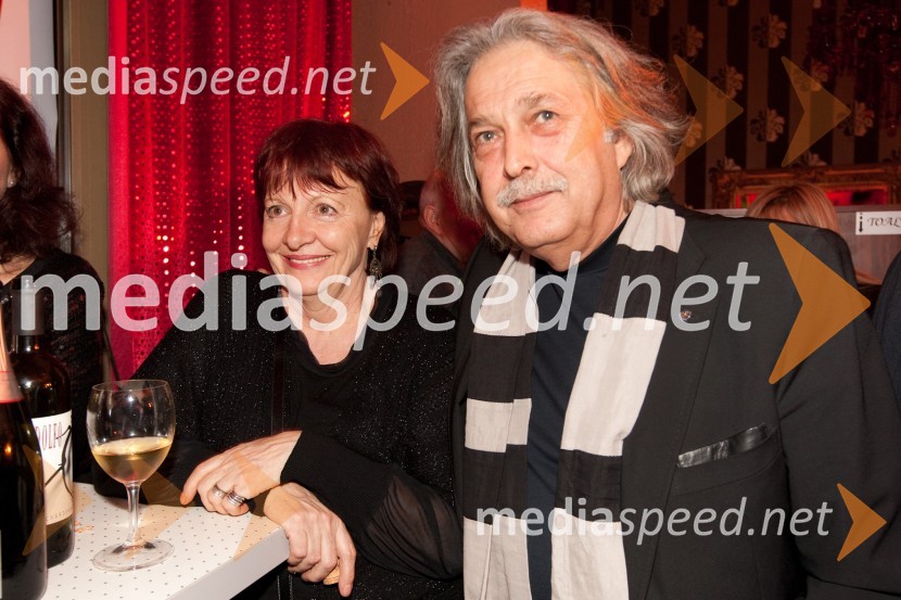 	Vladimir Pezdirc, nekdanji predsednik Rotary kluba Ljubljana in soproga NatašaStrelci in Kozorogi, tradicionalna zabava