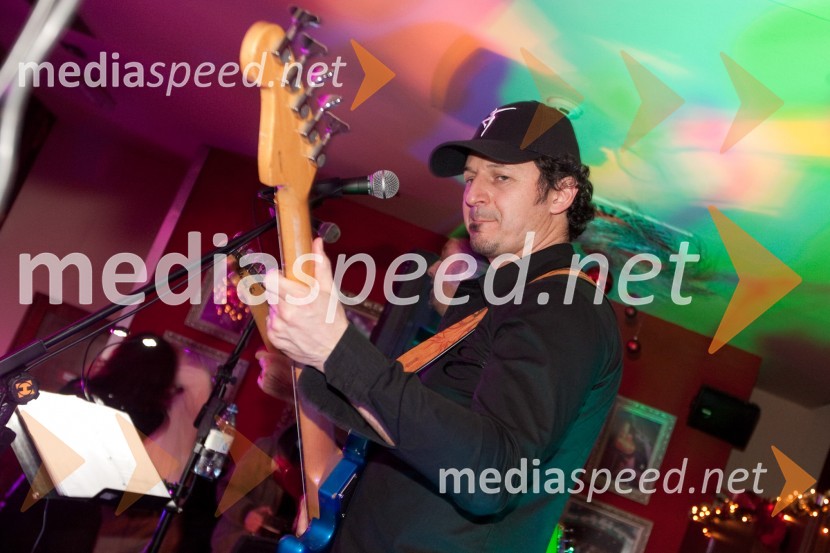 Patrick Vlačič, minister za promet, član skupine Heaven XStrelci in Kozorogi, tradicionalna zabava