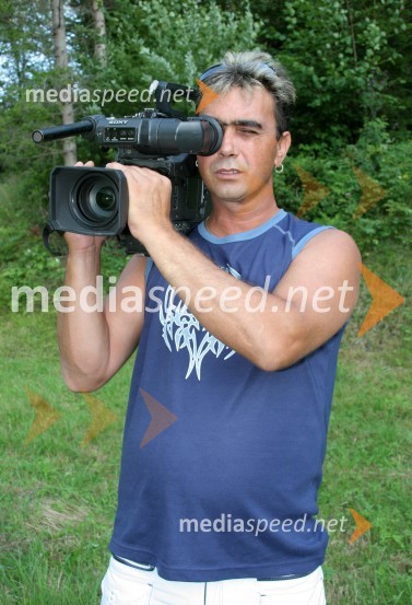 Fredi Miler s televizijsko kameroOdštekana Tv - Fredi Miler in Miro V. Kodrič