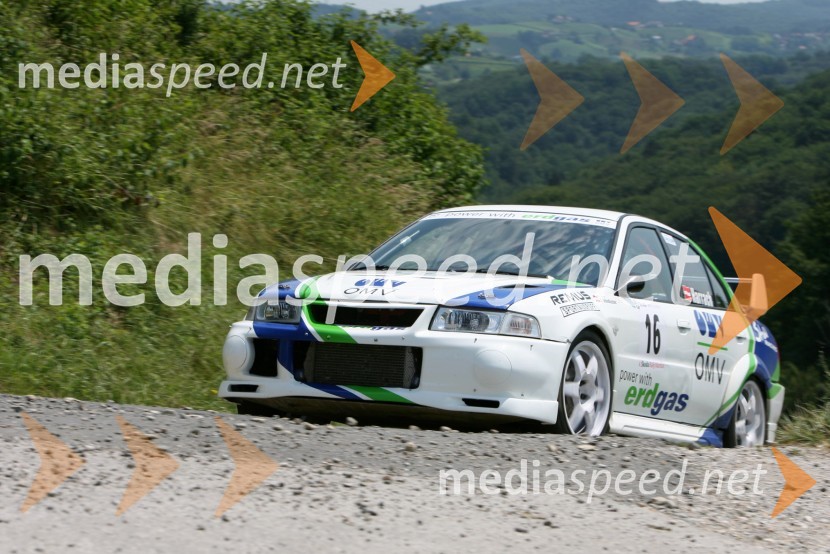 Posadka Beppo Harrach i Andreas Schindlbacher (Avstrija) v avtu MITSUBISHI Lancer EVO VI4. Rally Škoda Maribor 2006
