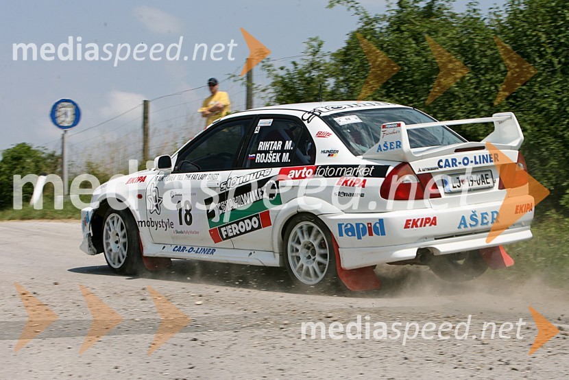 Posadka  Miha Rihtar in  Maja Rojšek (Slovenija)v avtu MITSUBISHI Lancer EVO V4. Rally Škoda Maribor 2006