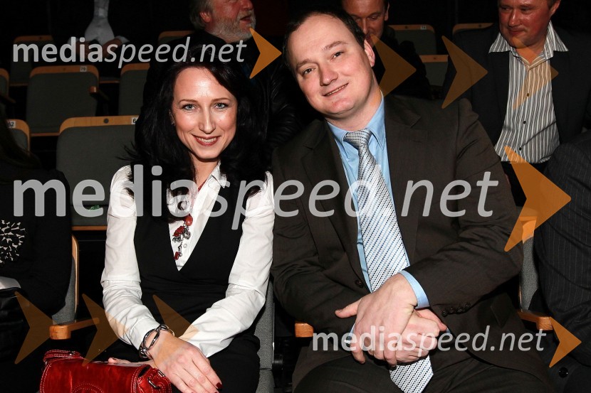 ... in Edo Strajnar, direktor prodaje avtomobilske znamke Volkswagen
Slovenski avto leta 2011