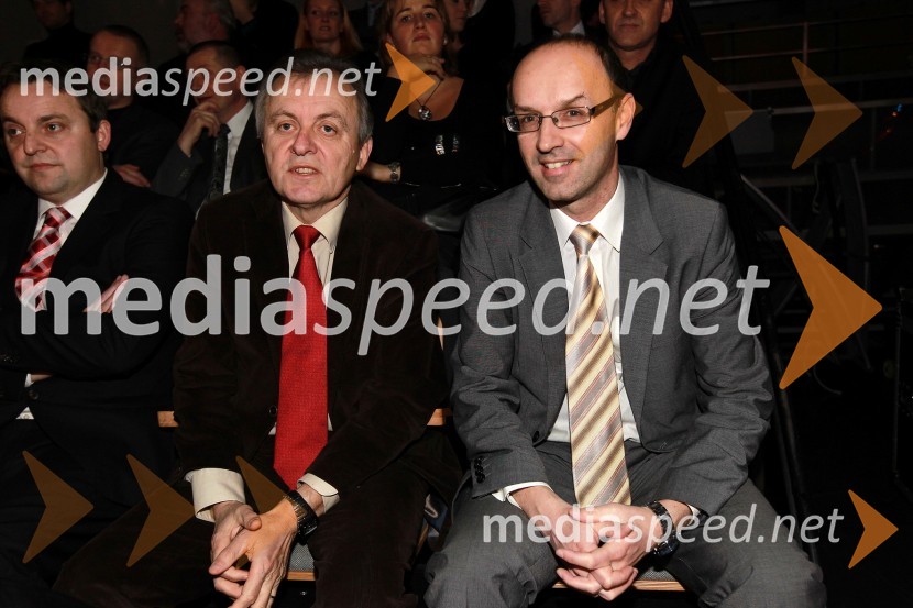 Anton Guzej, v.d. generalni direktor RTV Slovenija in Tomaž Ranc, urednik časnika VečerSlovenski avto leta 2011