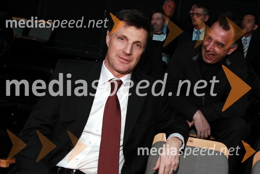 Jernej Dragoš, vodja znamke Porsche pri podjetju Porsche Slovenija d.o.o.Slovenski avto leta 2011