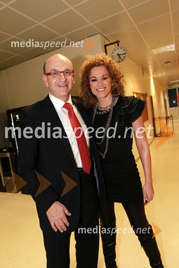 Heinz Slesak, generalni direktor Porsche Slovenija d.o.o. in Rebeka Dremelj, pevkaSlovenski avto leta 2011