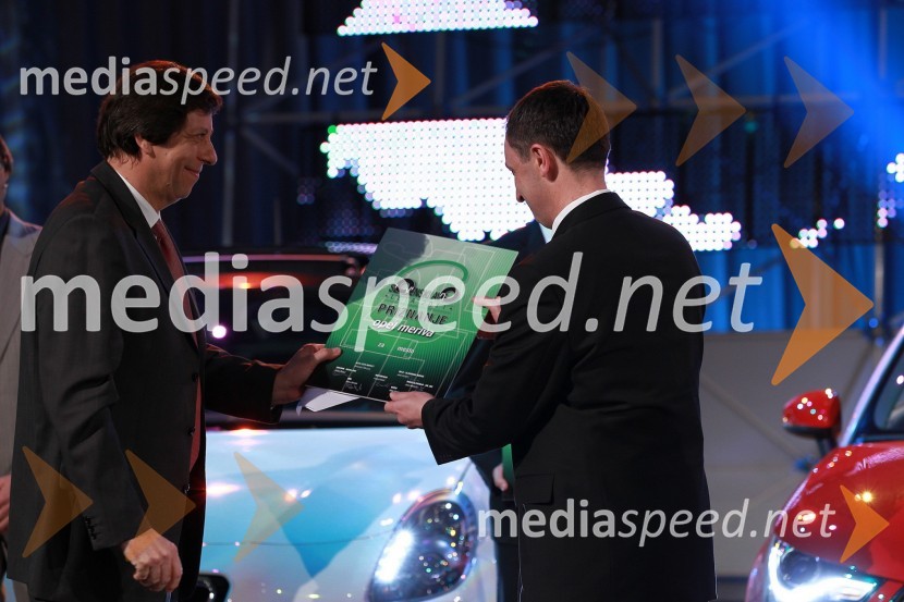 Janez Martinčič, novinar Vala 202 in Damir Gavran, OpelSlovenski avto leta 2011