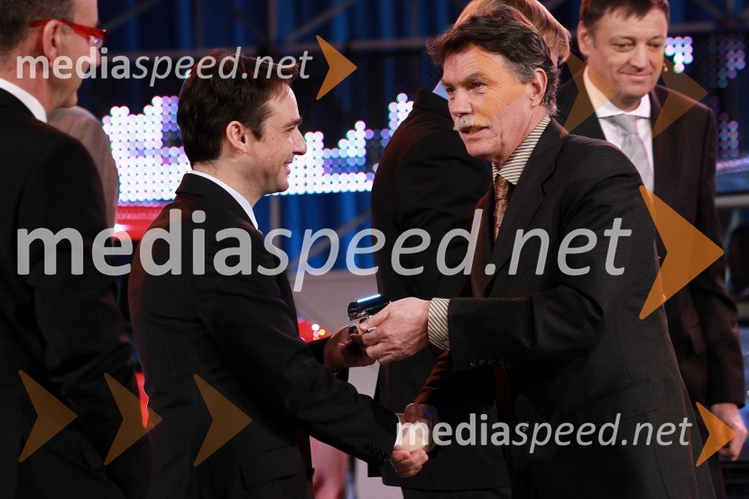 Danilo Ferjančič, generalni direktor Porsche Slovenija d.o.o. in Janez Kovačič, urednik avtomobilizma pri časniku DeloSlovenski avto leta 2011