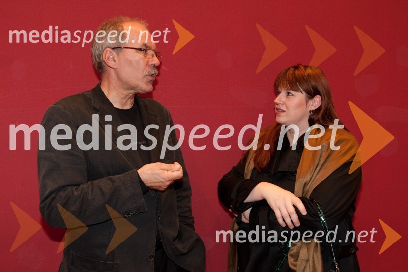 Tomaž Porekar, urednik pri Avto Magazinu in Nataša Japelj, komunikacije pri Nissanu
Slovenski avto leta 2011