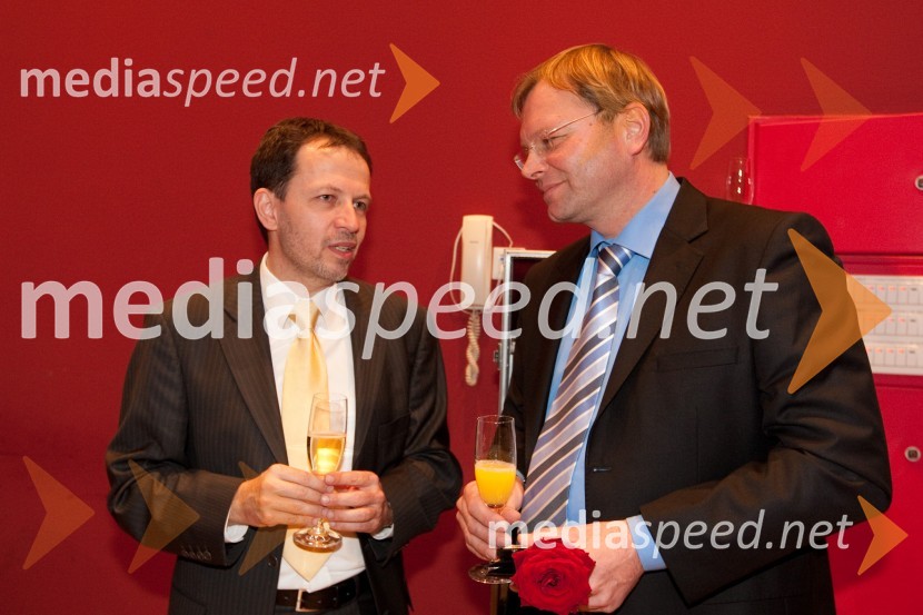 Borut Gazvoda, direktor prodaje Opel in Marko Škriba, vodja znamke Volkswagen v SlovenijiSlovenski avto leta 2011