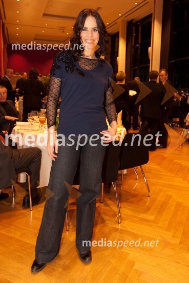 	Lorella Flego, voditeljicaSlovenski avto leta 2011