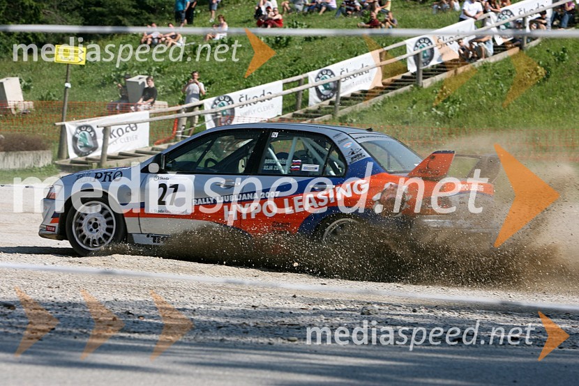 Posadka Boris Požeg in Asja Zupanc (Slovenija) v avtu MITSUBISHI Lancer EVO VIII4. Rally Škoda Maribor 2006