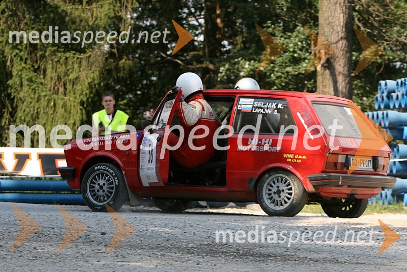 Posadka Klemen Seljak in Simon Lapajne (Slovenija) v avtu ZASTAVA Yugo4. Rally Škoda Maribor 2006