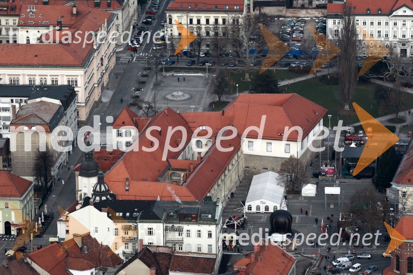 Prva gimnazija, Trg Rudolfa Maistra, Mariborski mestni grad in Trg svobodeMaribor in okolica iz zraka