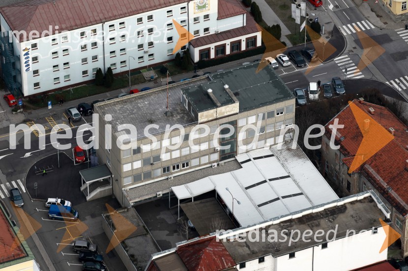 Hotel Piramida in Policijska postaja Maribor 1Maribor in okolica iz zraka