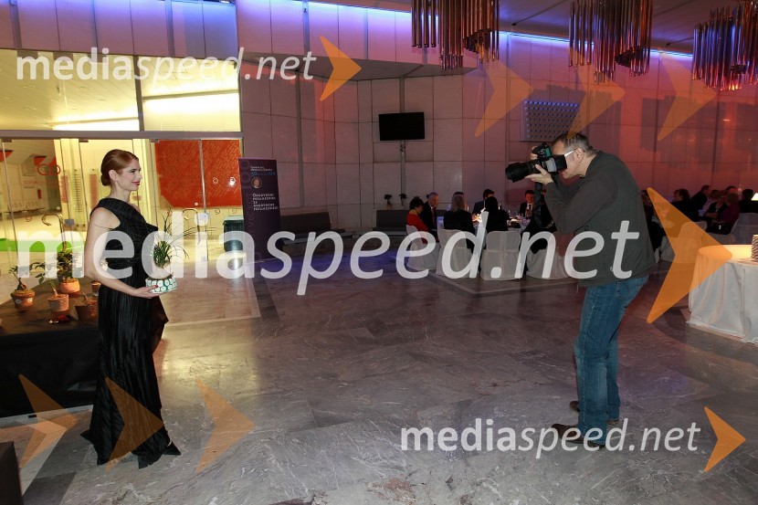 Eva Longyka Marušič, povezovalka večera in ...Veliki dobrodelni Lions ples