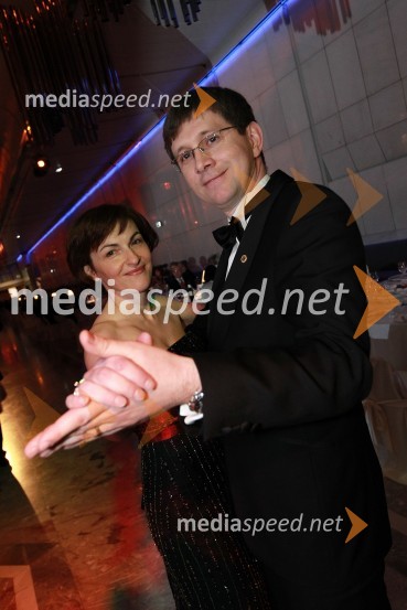 Dr. Nataša Zabukovec Logar in Martin Logar, predsednik Lions kluba LjubljanaVeliki dobrodelni Lions ples