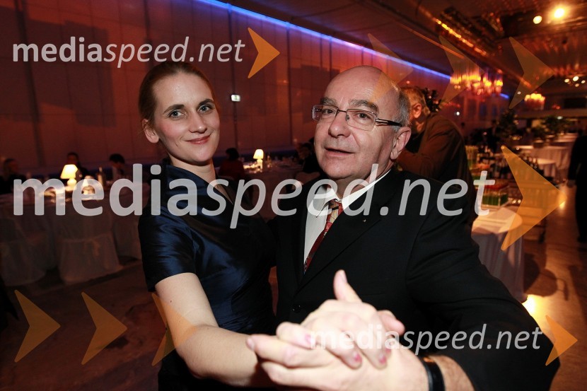 Katja Konvalinka, operna pevka in Mitja Rotovnik, direktor Cankarjevega domaVeliki dobrodelni Lions ples