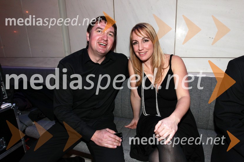 Frenk Derenda, mož Nuše Derenda in Eva Hren, pevkaVeliki dobrodelni Lions ples