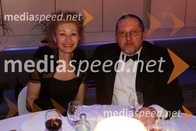 Albin Matavž, član uprave in tehnični direktor delniške družbe Comet in soproga EditaVeliki dobrodelni Lions ples