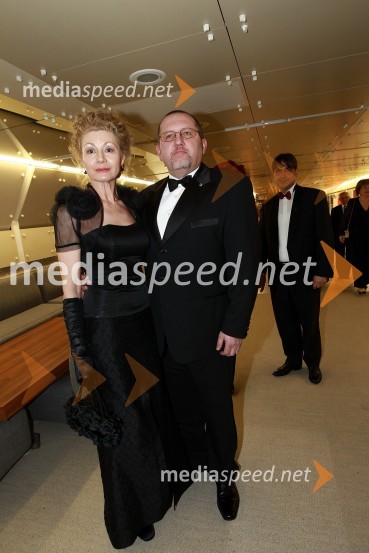 Albin Matavž, član uprave in tehnični direktor delniške družbe Comet in soproga EditaVeliki dobrodelni Lions ples