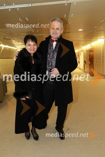 Vida Petrovčič, novinarka in njen spremljevalec Janez ŽontaVeliki dobrodelni Lions ples