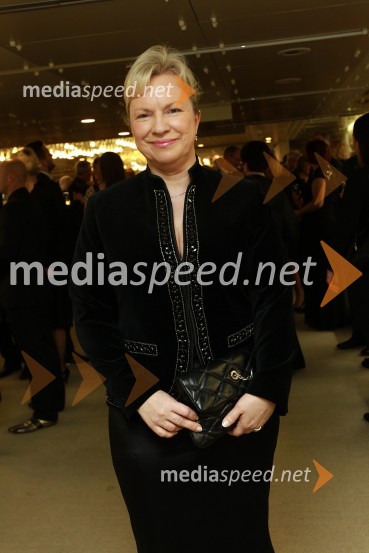 Sabrina Pečelin, vodja odnosov z javnostmi pri Porsche SlovenijaVeliki dobrodelni Lions ples