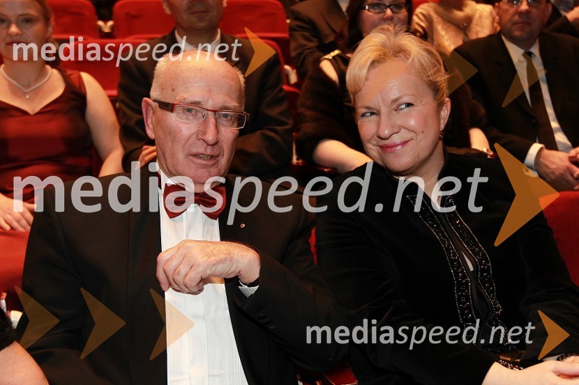 Tone Prosenc, odvetnik in Sabrina Pečelin, vodja odnosov z javnostmi pri Porsche SlovenijaVeliki dobrodelni Lions ples