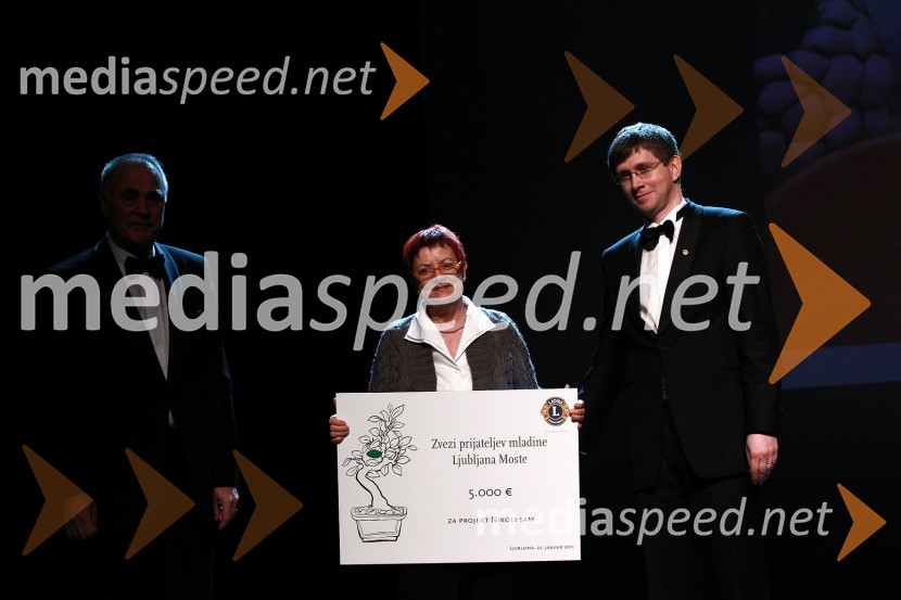 ..., ... in Martin Logar, predsednik Lions kluba LjubljanaVeliki dobrodelni Lions ples