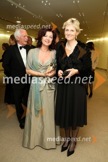 Nena Kopčavar Guček, zdravnica in Tonka Poplas Susič, svetovalka ministra za zdravjeVeliki dobrodelni Lions ples