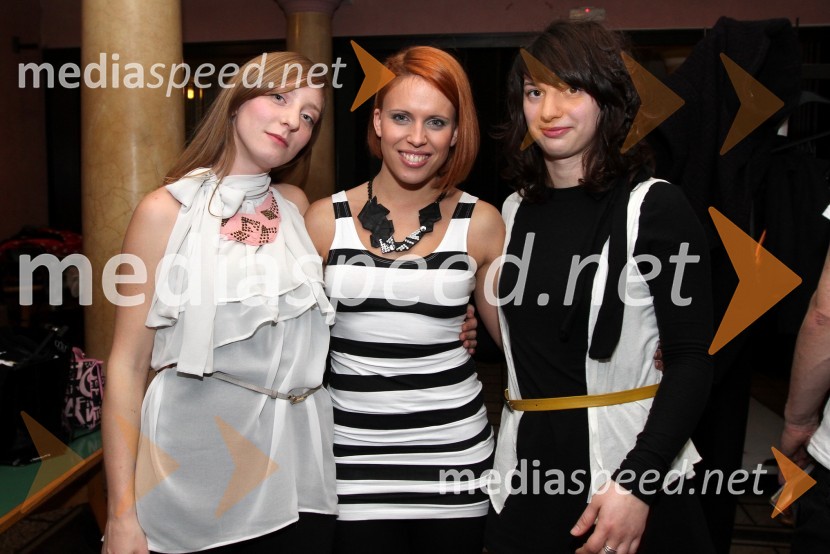 Natja Mohorko, modna oblikovalka, Manja Plešnar, novinarka in Kaja Rutar, modna oblikovalka30 let diskoteke Turist