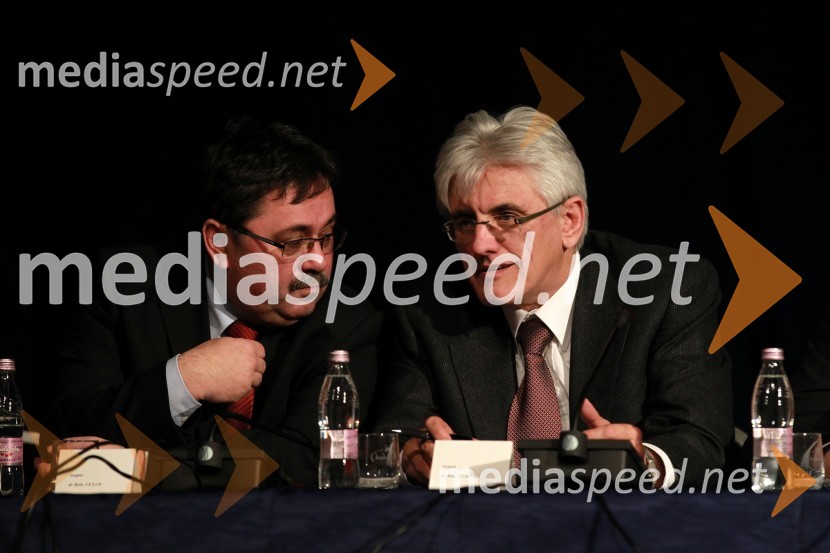 ... in 	Roko Žarnič, minister za okolje in prostorObisk predstavnikov Vlade Republike Slovenije v Mariboru