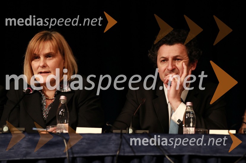 Darja Radić, ministrica za gospodarstvo in Patrik Vlačič, minister za prometObisk predstavnikov Vlade Republike Slovenije v Mariboru