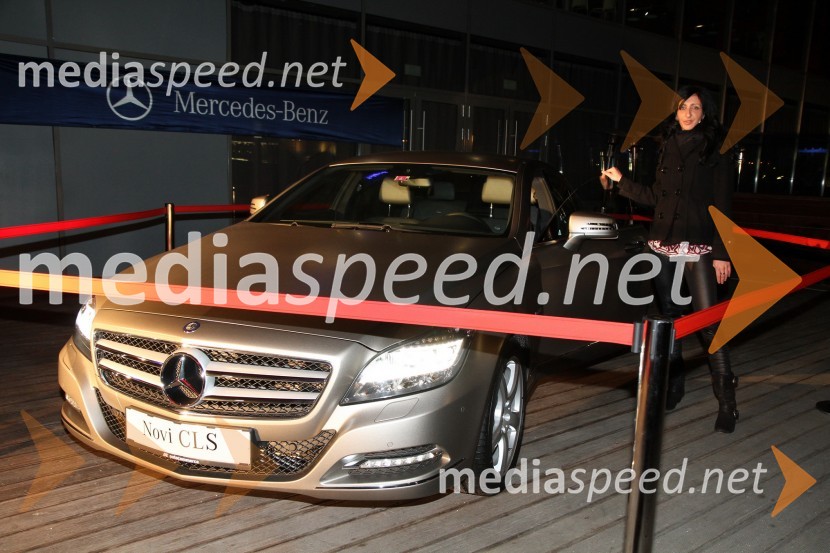 Mercedes CLSMartini Gold Party