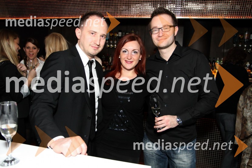 Domen Krušnik, vodja Kluba Plus minus, Nataša Klampfer, direktorica podjetja Zavesa d.o.o. in Peter EkartMartini Gold Party