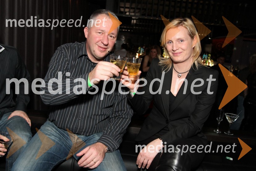 Štefan Vöröš, generalni direktor AC Intercar, d.o.o. in Claudia Lakner, AutocommerceMartini Gold Party