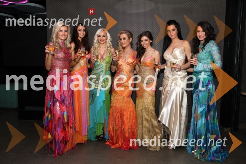 Katja Litrop, Aida Muratovič, Doroteja Premužič, Katarina Benček, Špela Jereb, Edvina Vukalič in Nataša Gavranič, DiamantkeMartini Gold Party