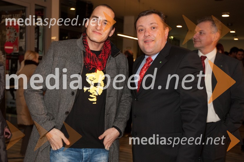 Vid Valič, stand up komik in mag. Božo Emeršič, predsednik uprave Grawe Zavarovalnice d.d.Ponovoletno poslovno srečanje Infonet medie in CMT