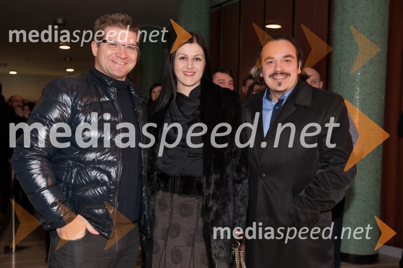 Dejan Turk, predsednik uprave Simobil d.d., Maja Košir, Ameriška gospodarska zbornica in Primož Marinšek, vodja prodaje BMW pri A-CosmosPonovoletno poslovno srečanje Infonet medie in CMT