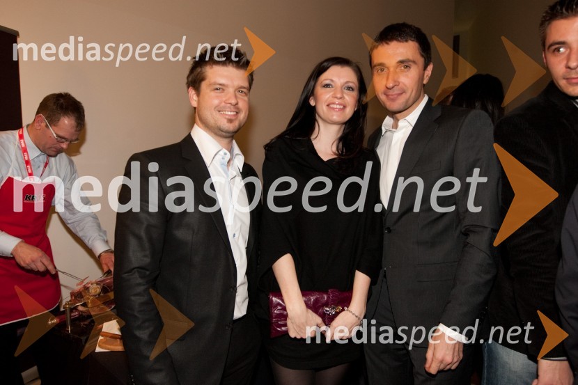 Dejan Romih, Mount Vacation, soproga Nina Urbančič Romih, Mediazoo in Gregor Jamnik, generalni direktor Hotel SlonPonovoletno poslovno srečanje Infonet medie in CMT