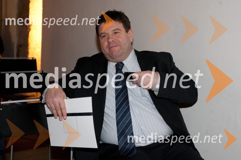 Peter Frankl, odgovorni urednik in direktor Časnika FinanceManagerski izzivi 2011