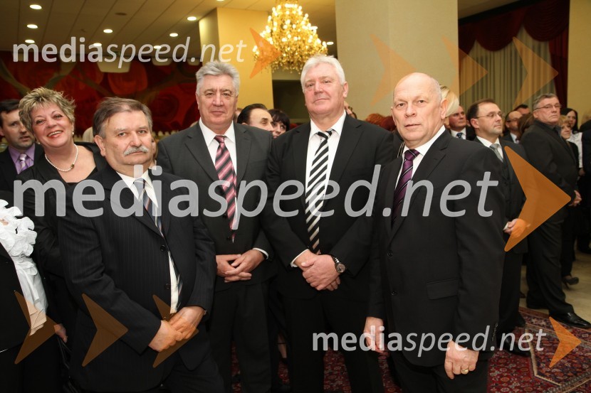 Janez Rihtarič, župan občine Radenci, Franc Weindorfer, odvetnik, ..., in Viktor Zemljič16. noč penin