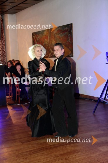 Peter Fileš, plesalec in Maja Ivanc Milič, Gibis-em16. noč penin